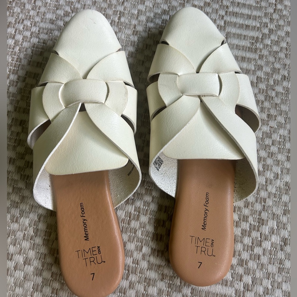 White mules